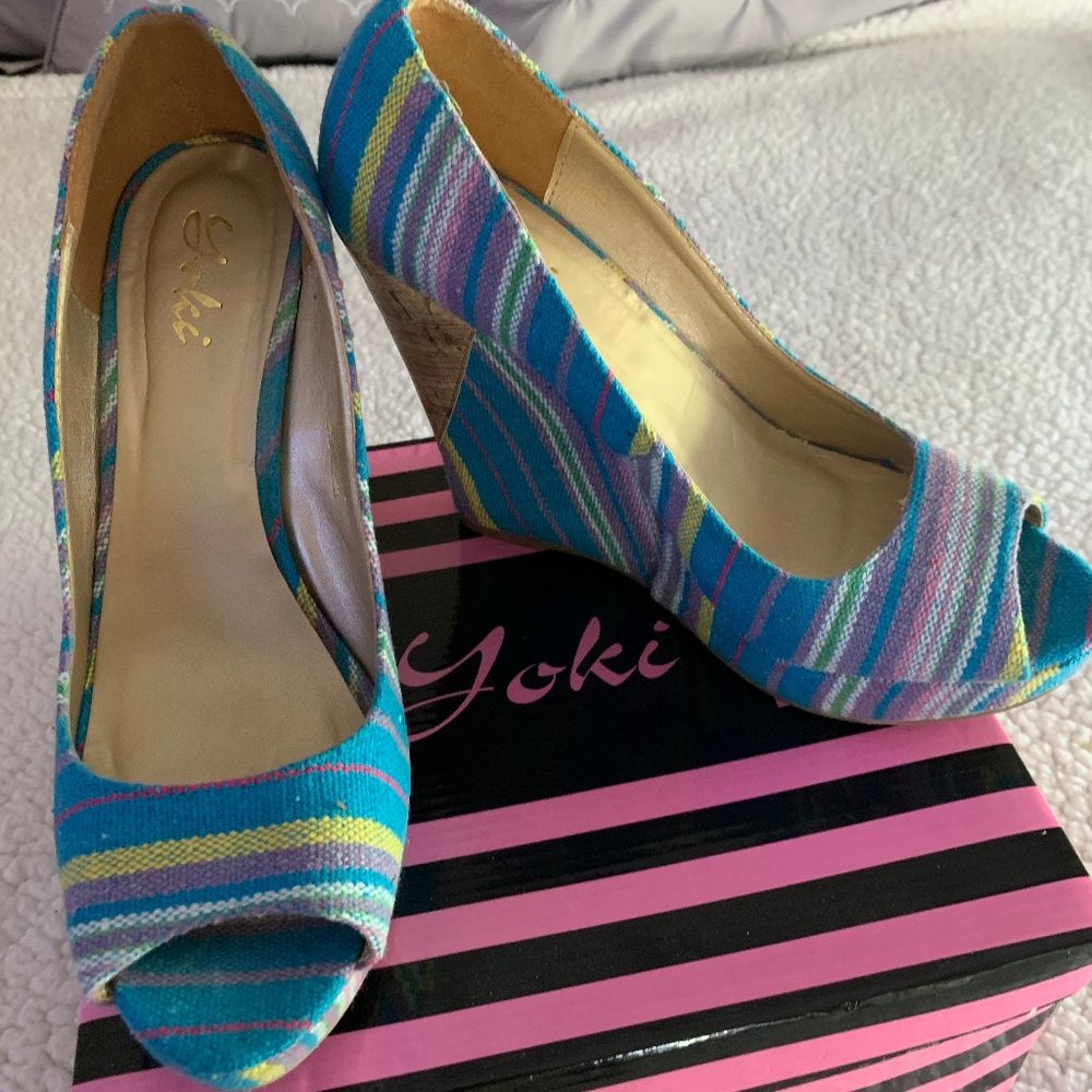 Yoki  Peep Toe Wedge Heel